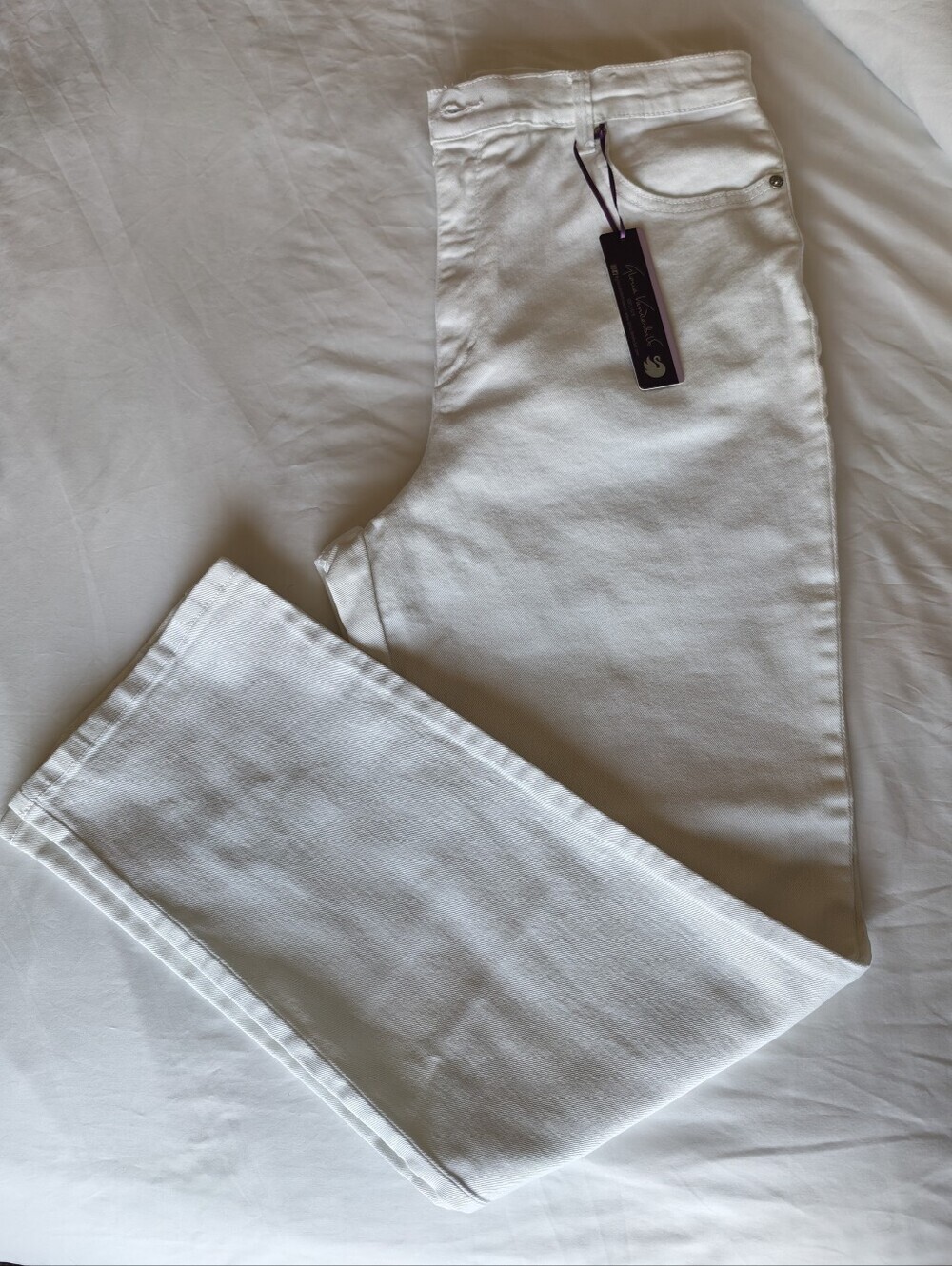 NWT Gloria Vanderbilt White Straight-Leg Jeans with Tag Size 14